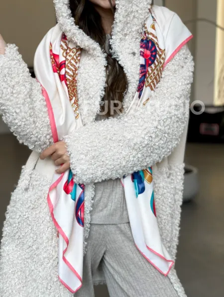 Шуба оверсайз из экомеха с капюшоном - фото 5