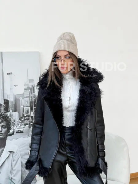 Стильная дубленка из натуральной овчины Тиградо - фото 1