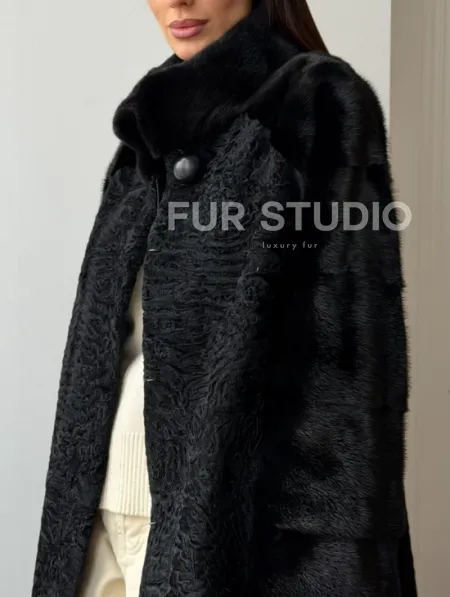 Шуба из каракуля с норкой - стойка воротник - фото 3