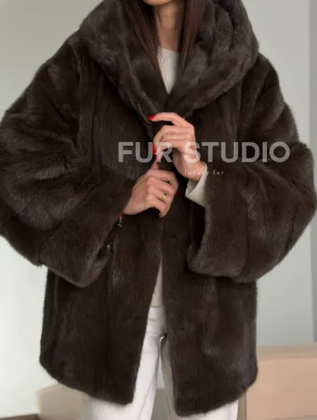 Зимняя норковая шуба с капюшоном - фото 2
