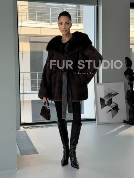 Норковая шуба кимоно с капюшоном куница - фото 13