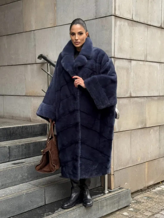 Норковая шуба-пальто в цвете джинс, стиль  “Бохо“ — батальный размер - фото 15