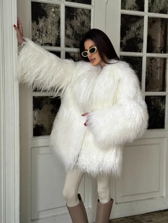 Шуба из меха ламы PREMIUM COLLECTION, английский воротник - фото 9