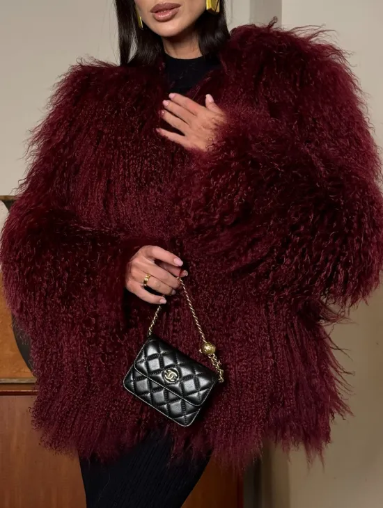 Шуба из меха ламы цвет Burgundy - фото 2