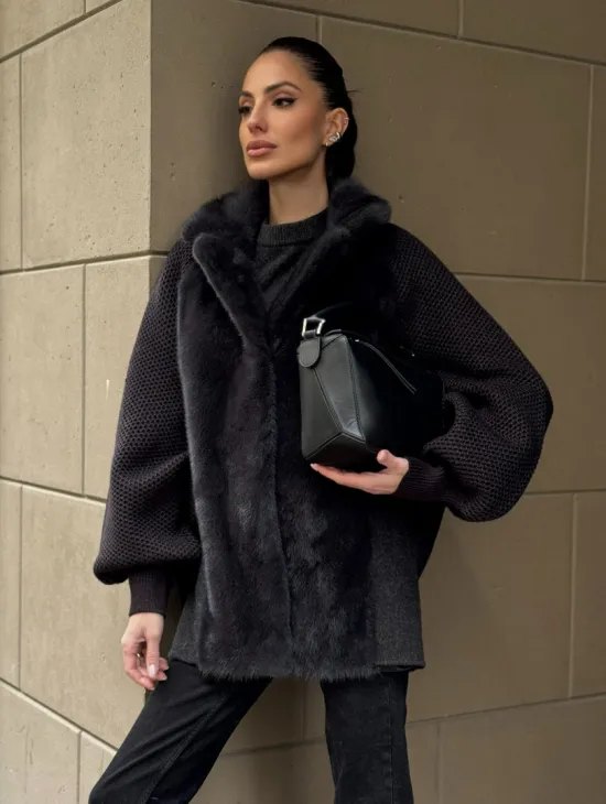 Шерстяная женская куртка с отделкой из меха норки - фото 8