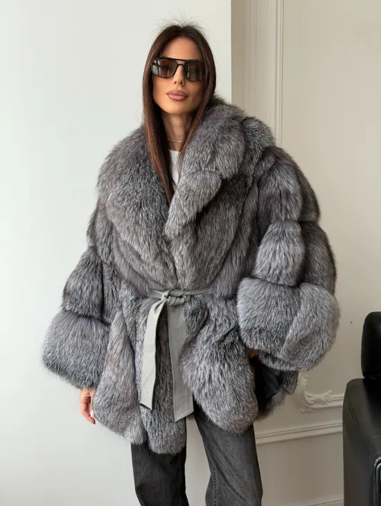 Шуба - пончо из лисы - фото 0