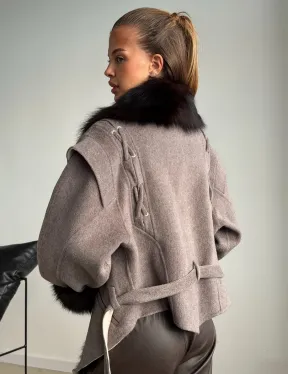 Пальто с мехом фишера - фото 6