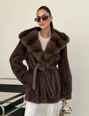 Коричневый норковый полушубок с мехом куницы - фото 0