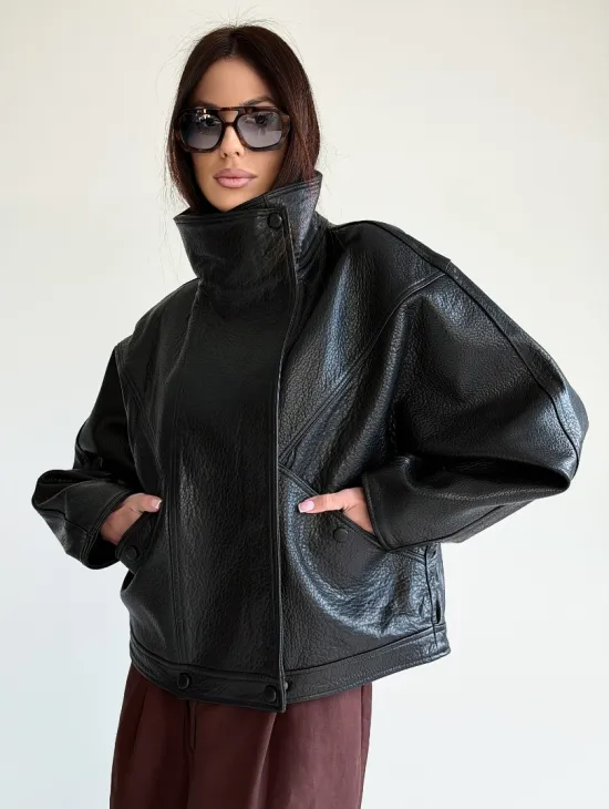 Черная женская кожаная куртка - фото 9