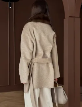 Пальто с отделкой из меха песца - фото 6