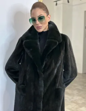 Элегантное пальто из плюшевой норки VELVET - цвет черно-зеленый - фото 2